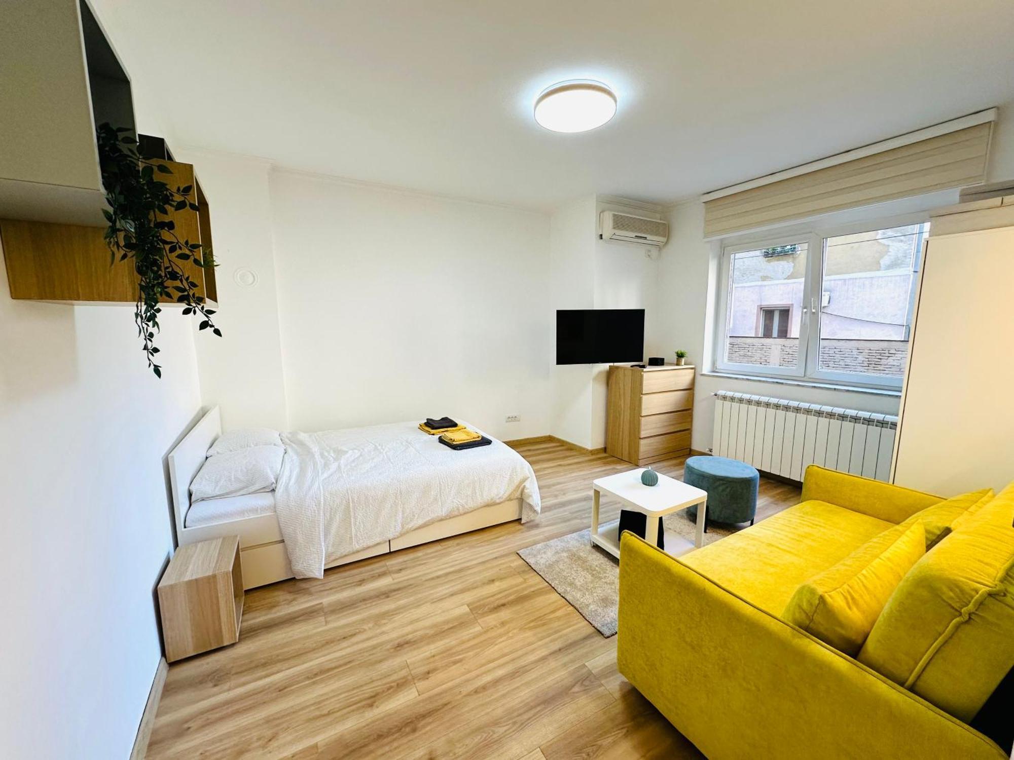Golden Oasis * Belgrad